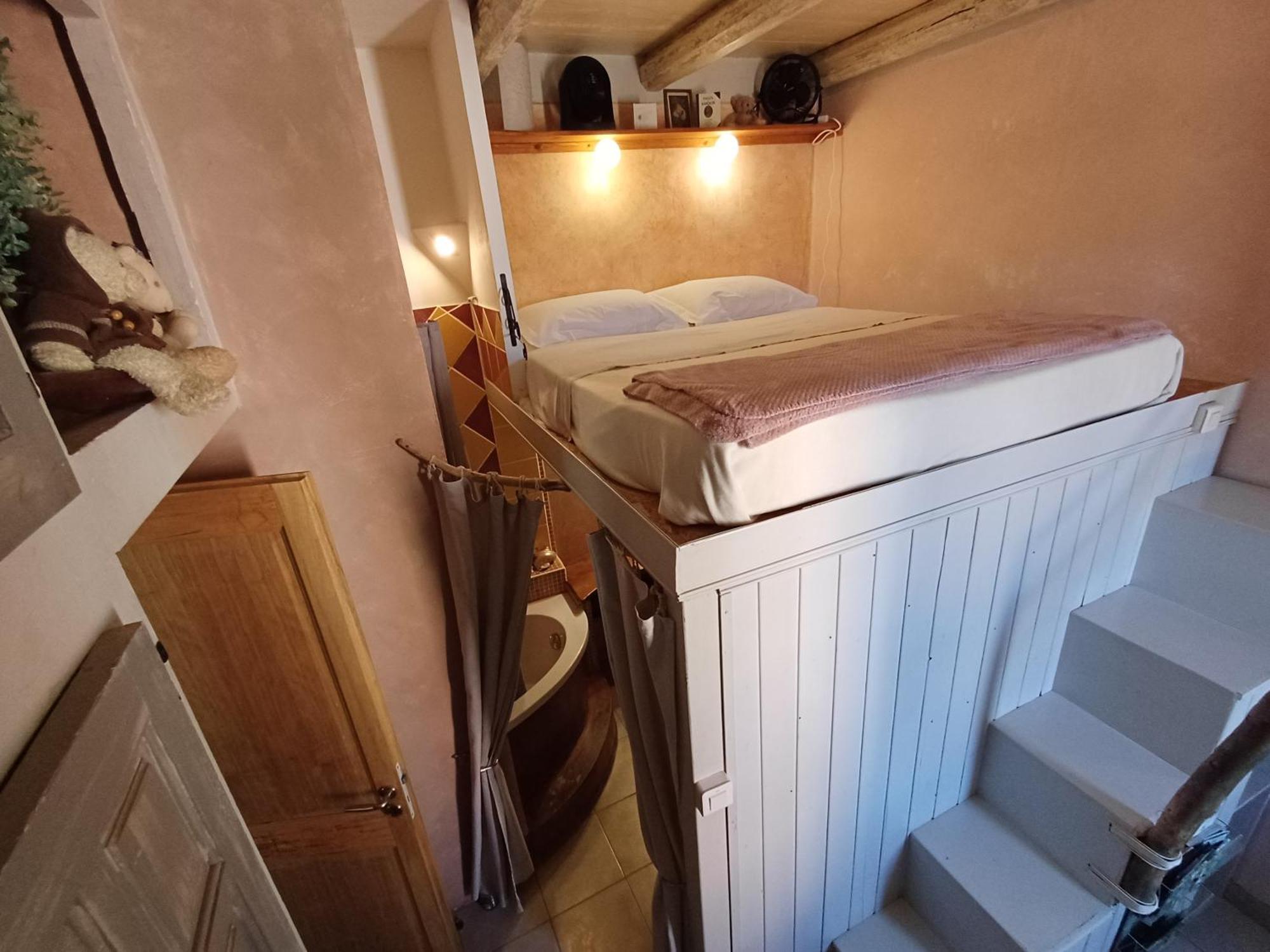 Casaluna, Chambre Climatisee Dans Maison De Village Sotta Eksteriør bilde